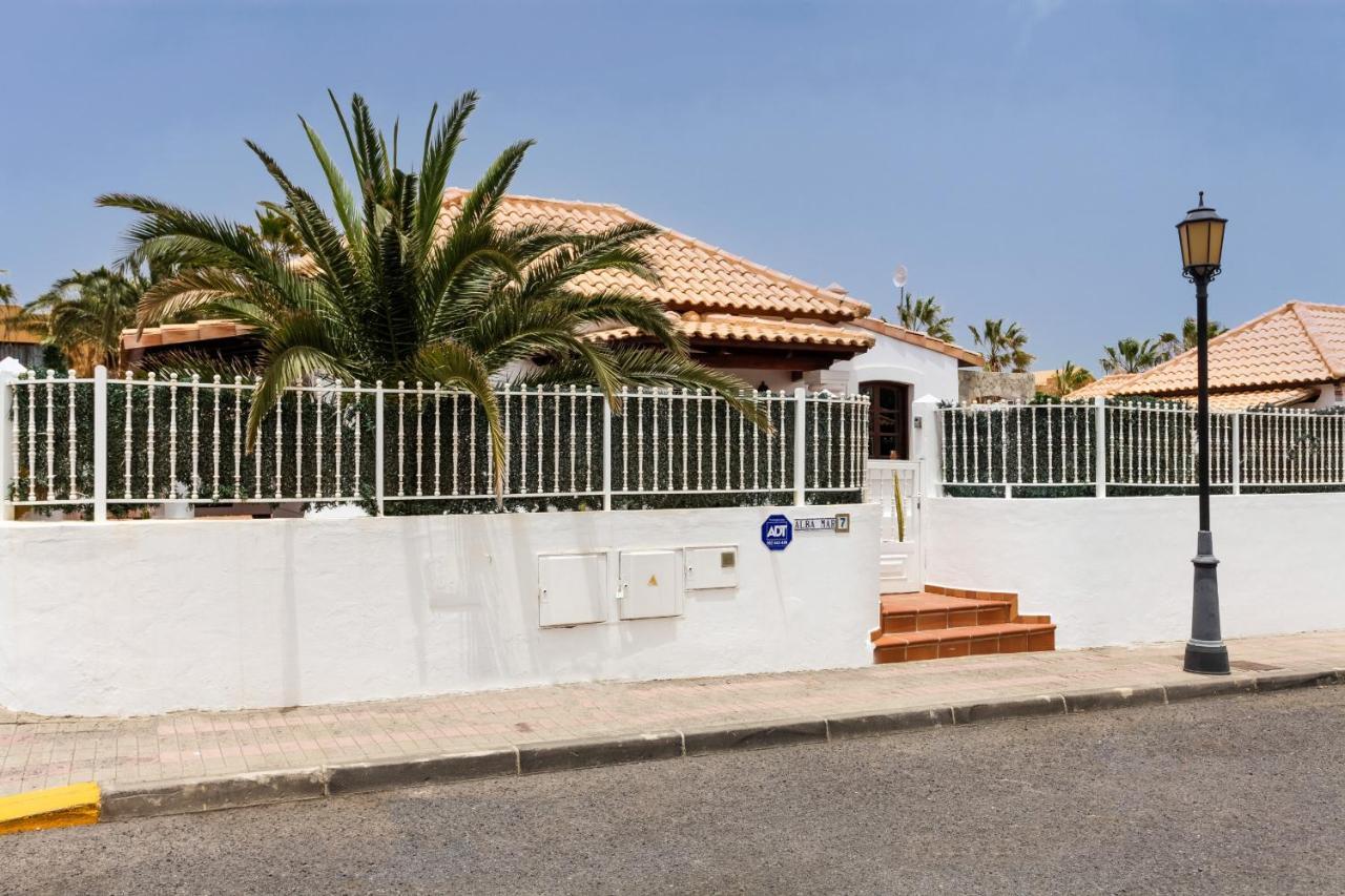 Villa Relax Deluxe Private Pool Corralejo By Holidays Home 外观 照片
